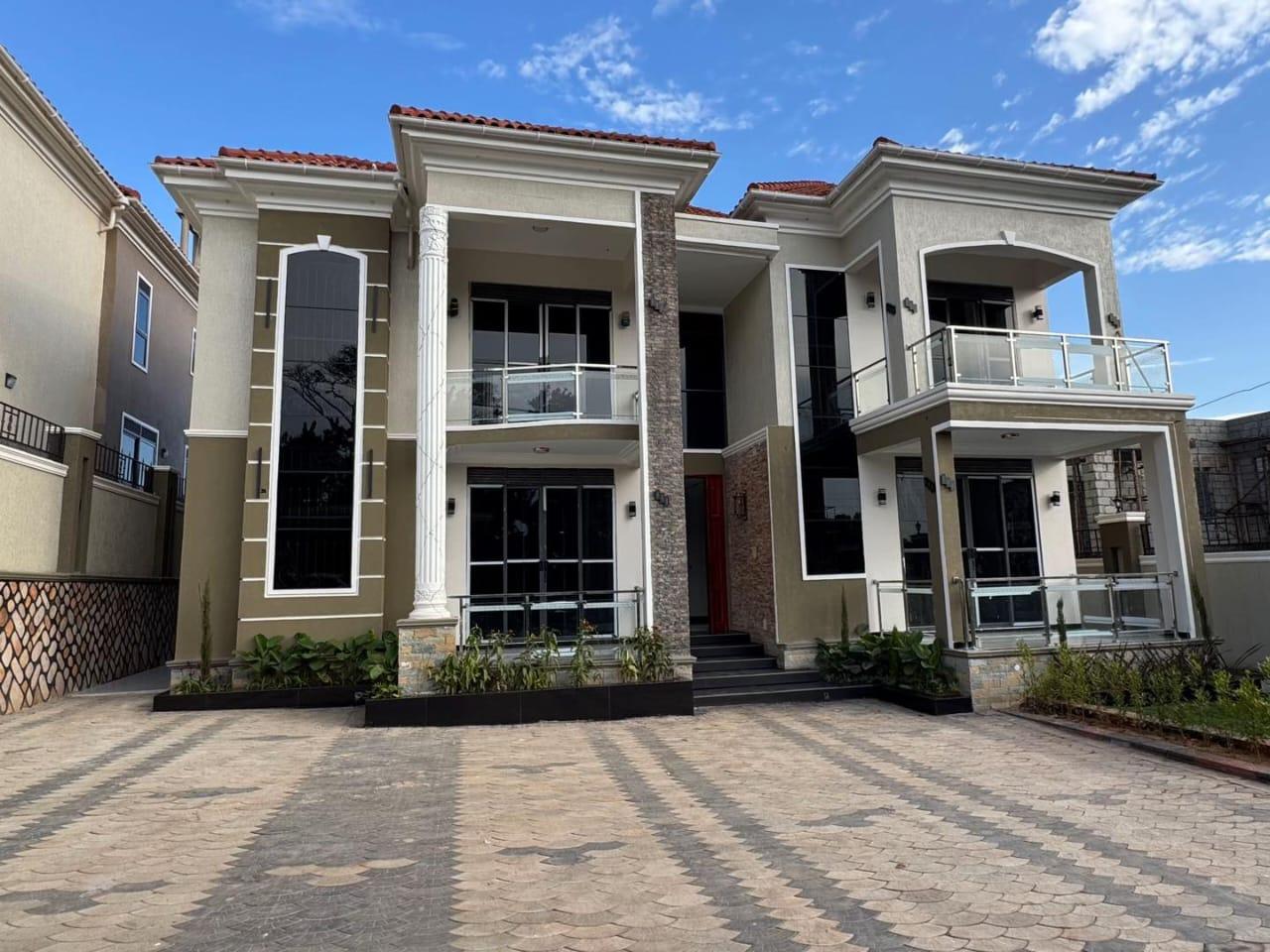 House for sale photo 1