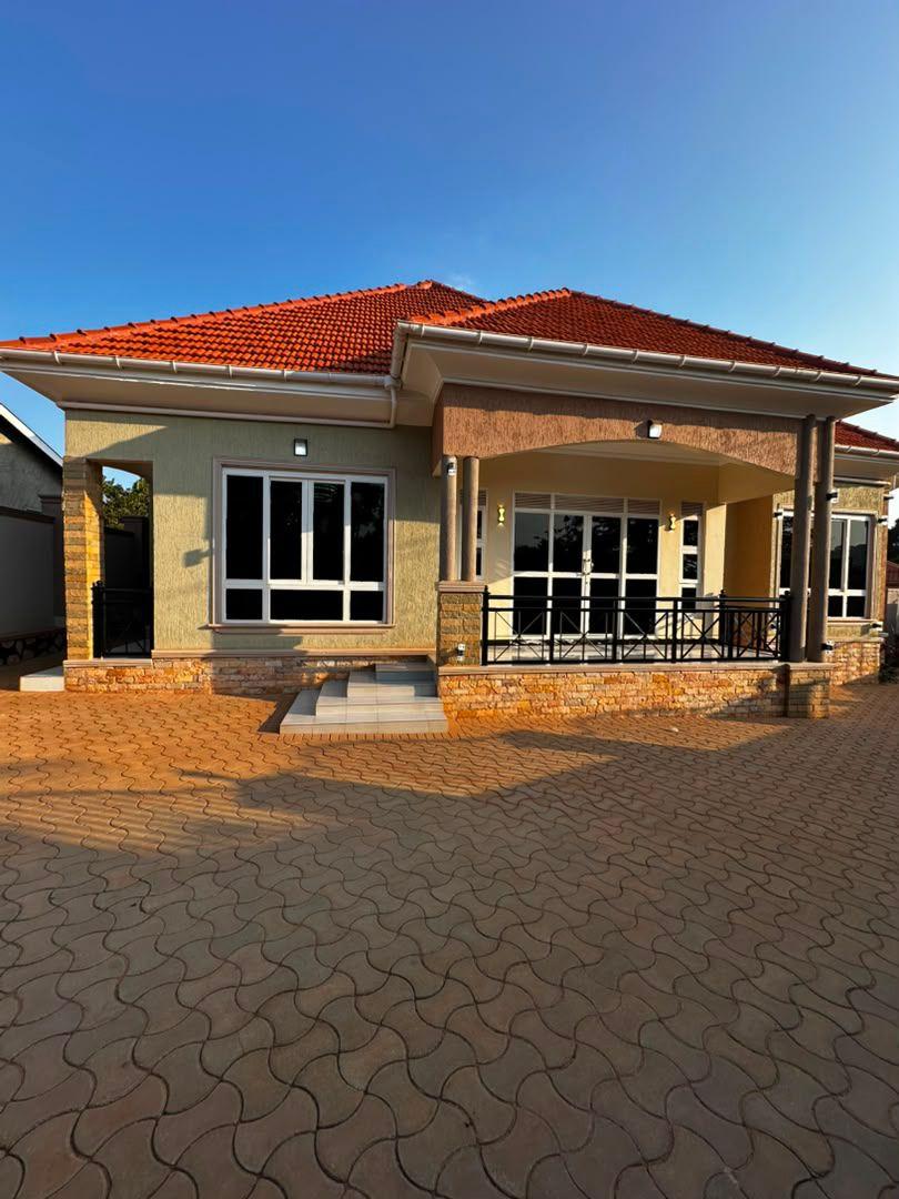 New construction for sale in Kitende photo 1