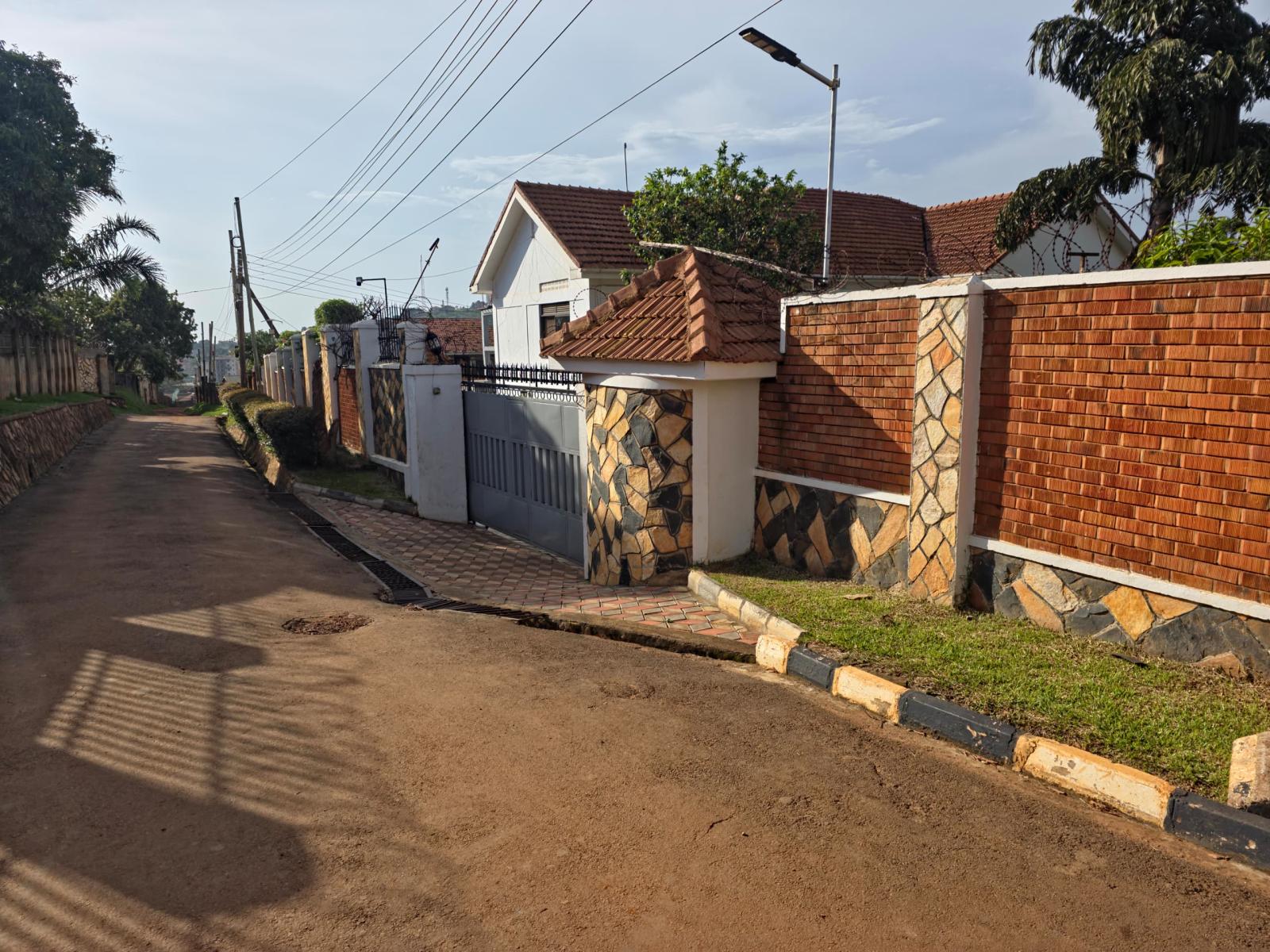 House for sale photo 1