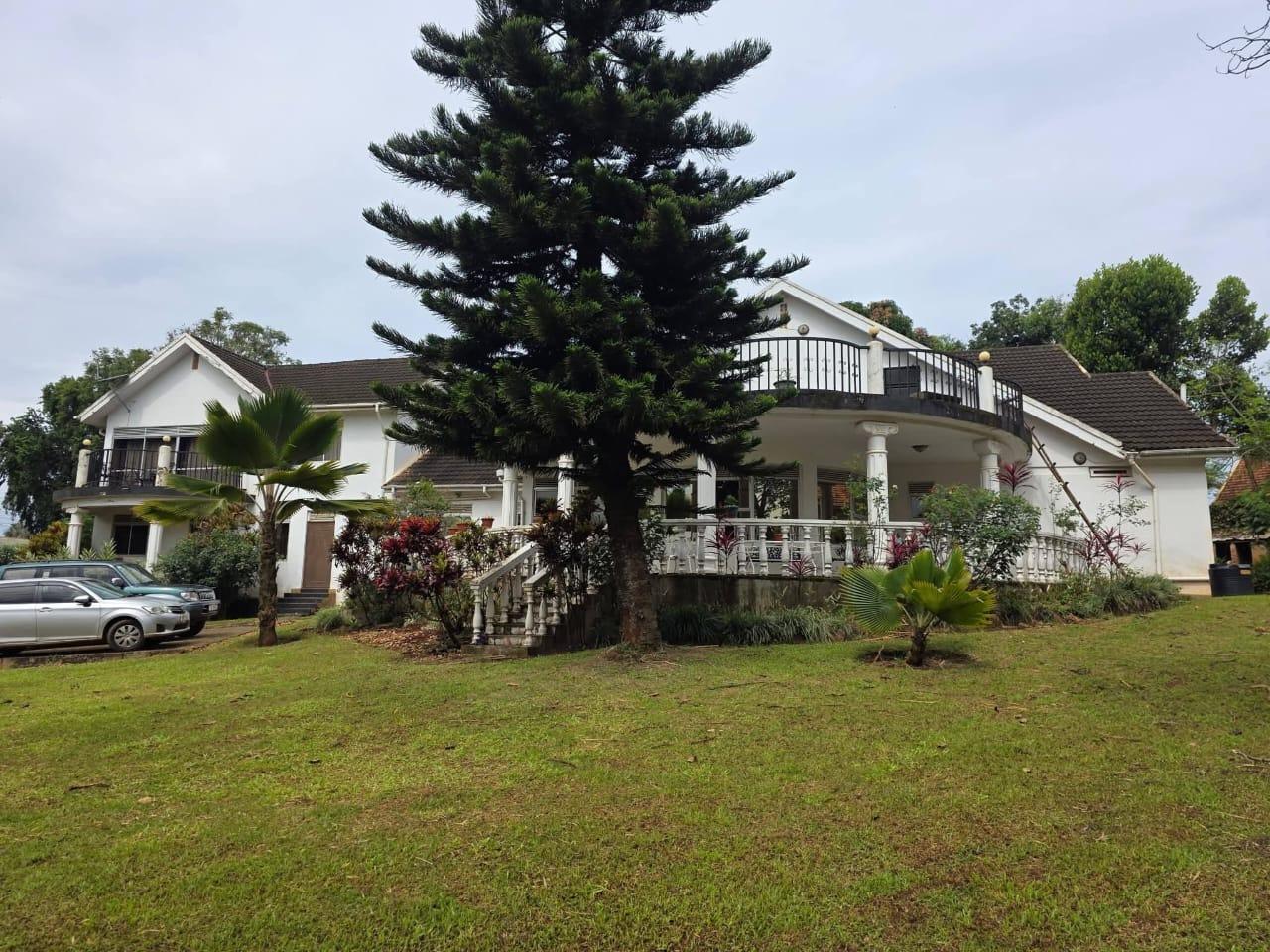 House for sale photo 1